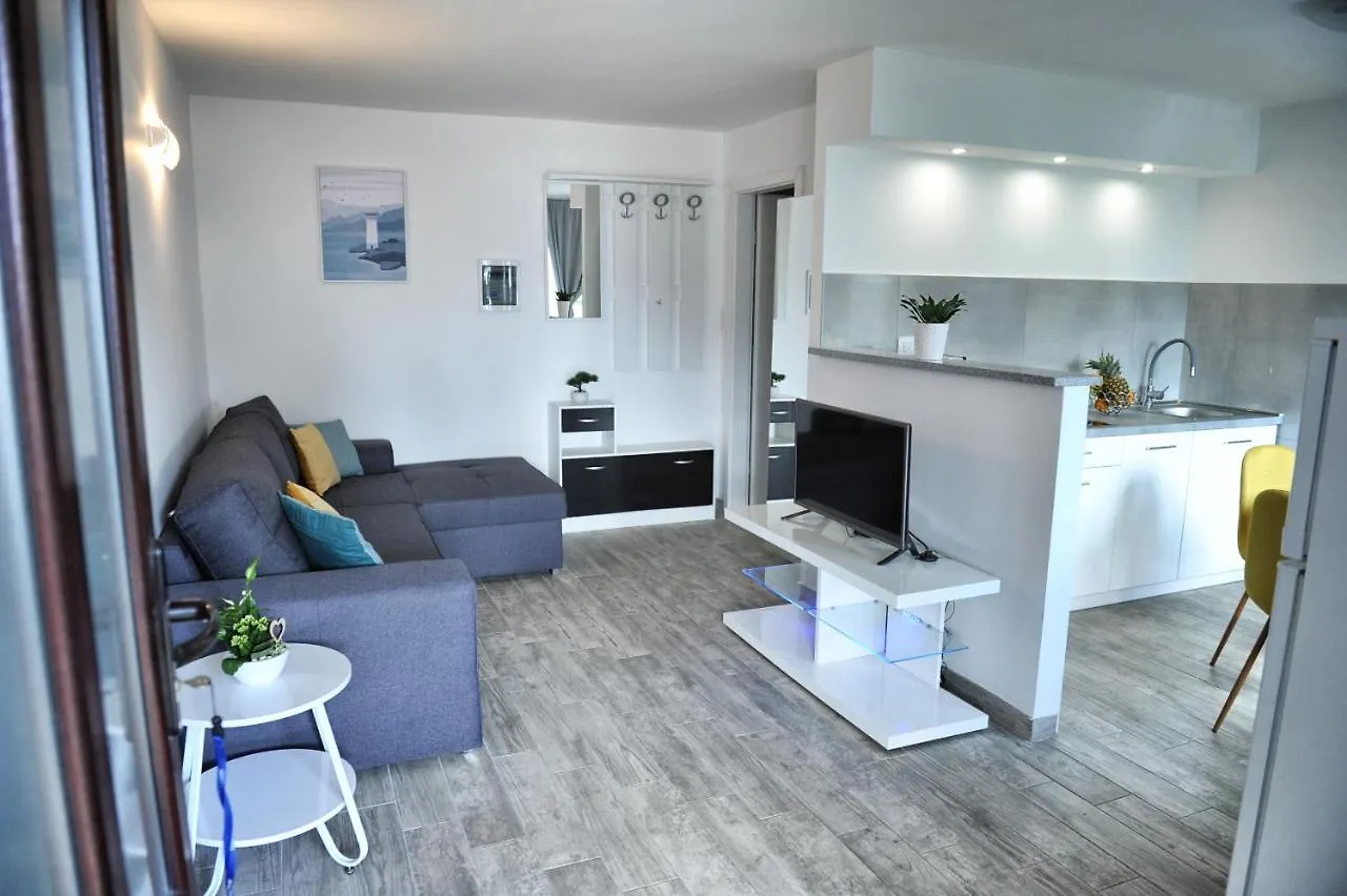 Nelly Apartment Rijeka